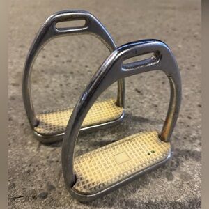 Silver English Riding Stirrups Irons Equestrian